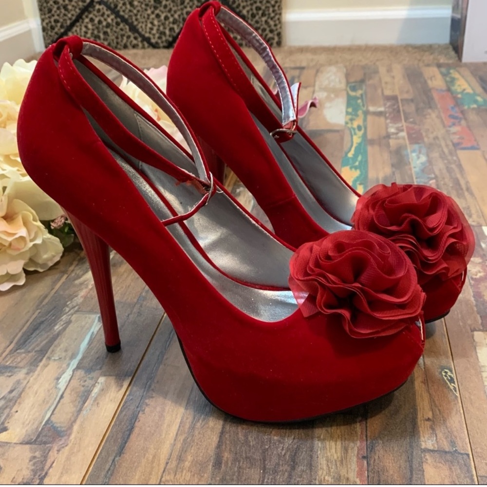 Red Velvet Flower Peep Toe Platform Heels